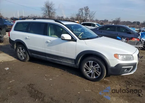 2015 Volvo Xc70 T5 Premier+ z USA, uszkodzony, nr VIN YV440MBC8F1200625